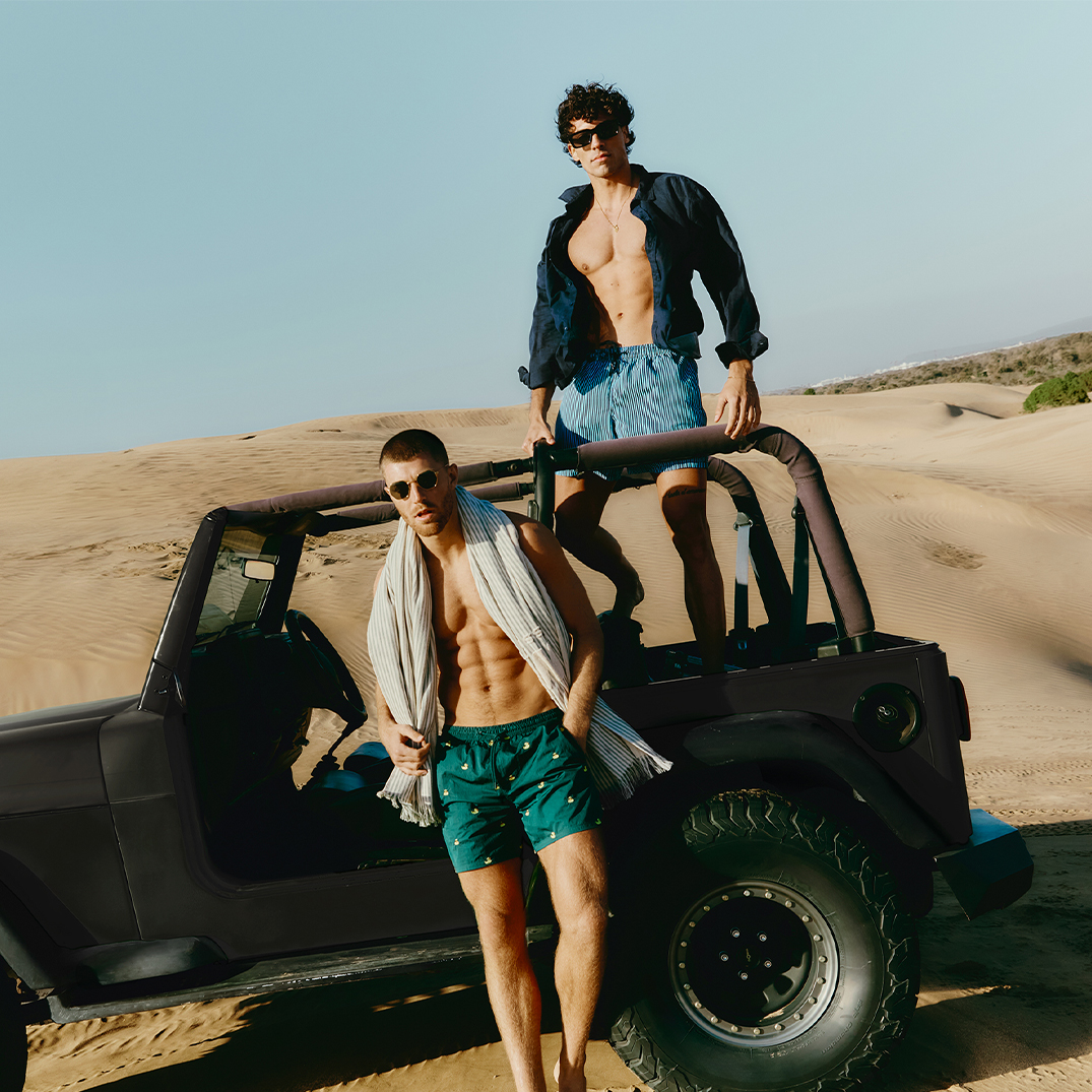 ch_HP_EditorialHeroBanner_CW2125_LinenSwimwear_m_ium