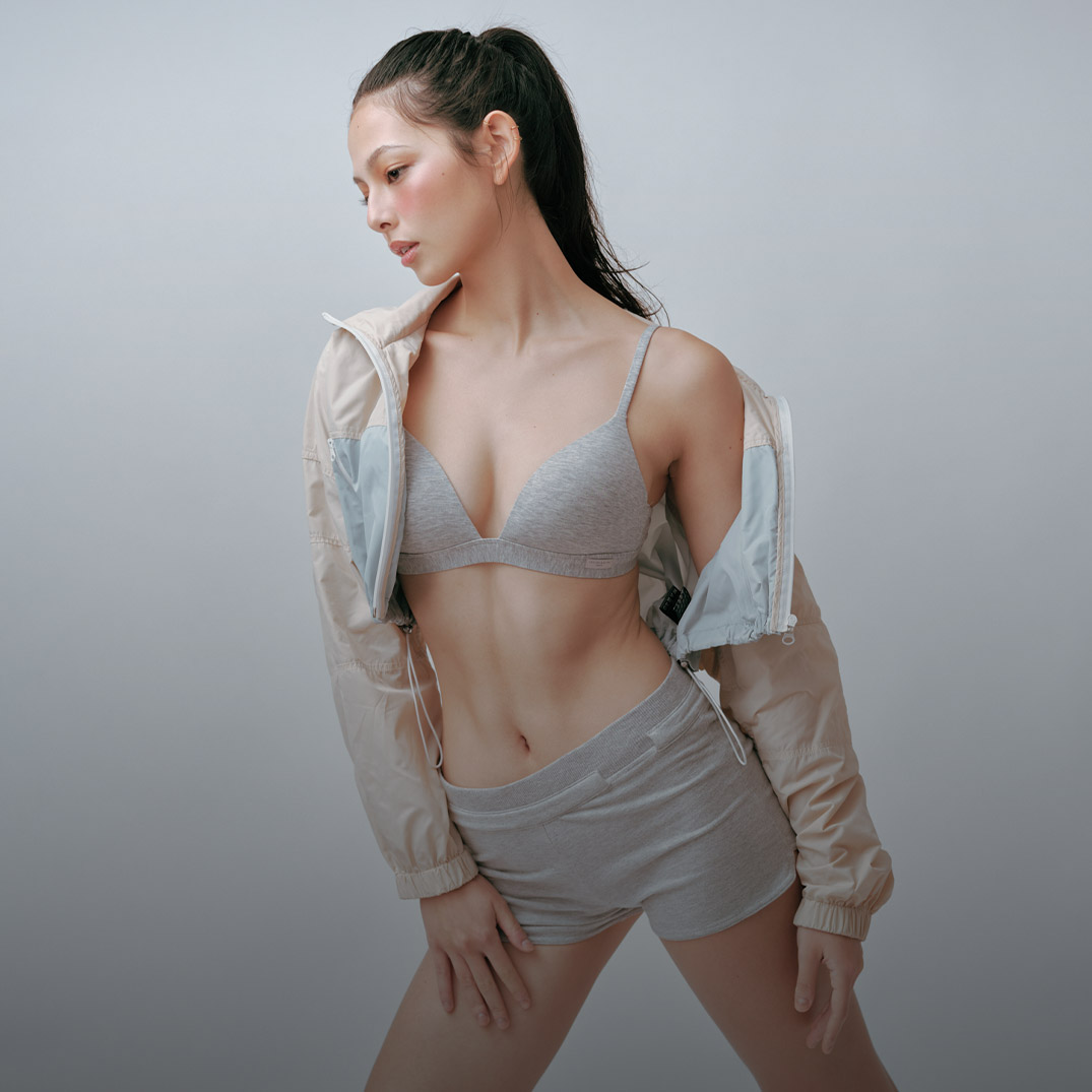 jp_HP_EditorialHeroBanner_CW3025_FreshSummerBraFocus_m_int