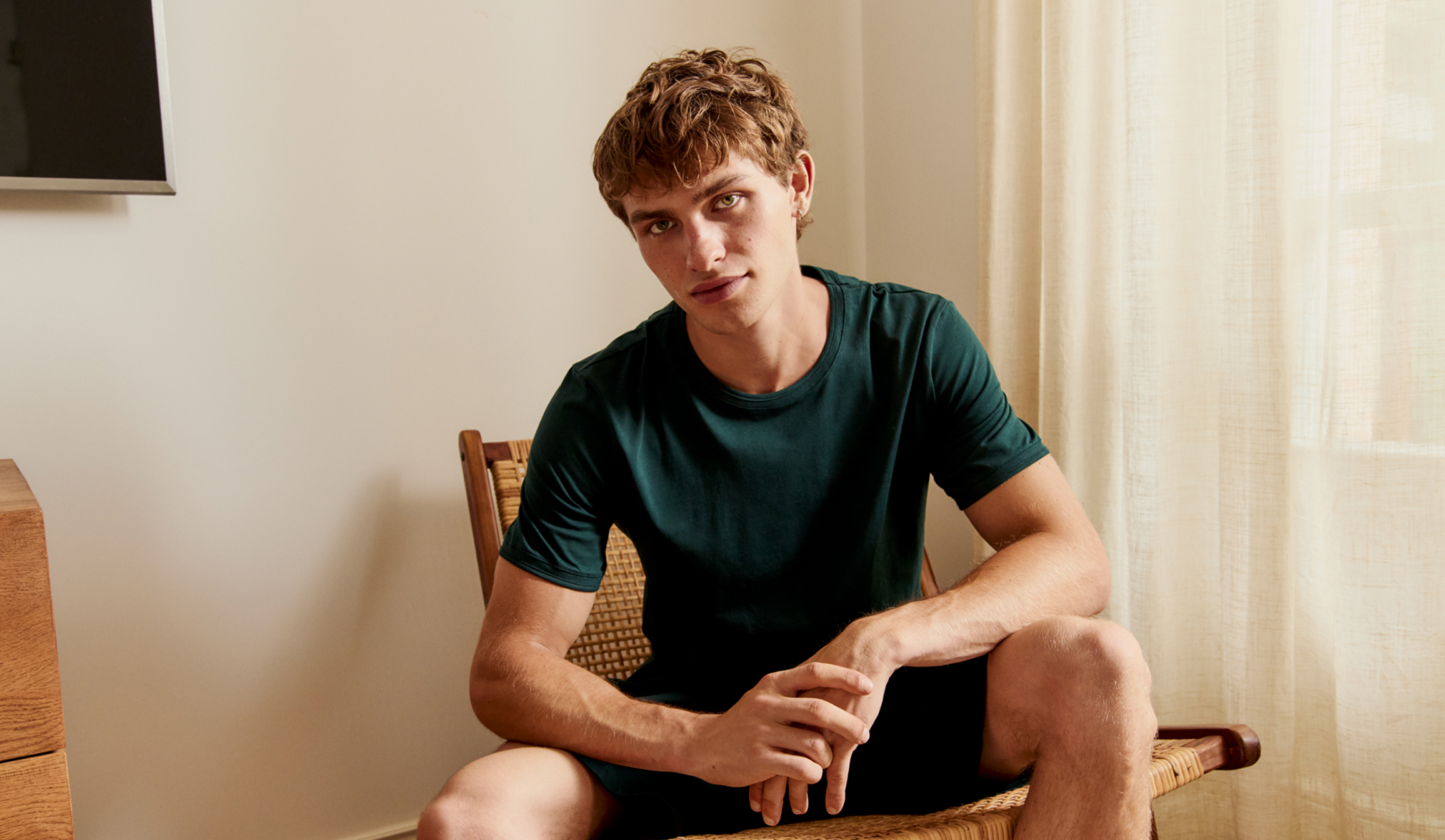 IUM_LP_CW3525_NewPrice_Image_ALL_03