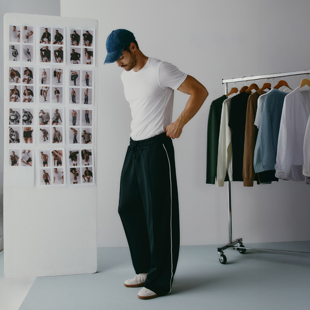 IUM_HP_TShirtFocus_HeroBanner_m