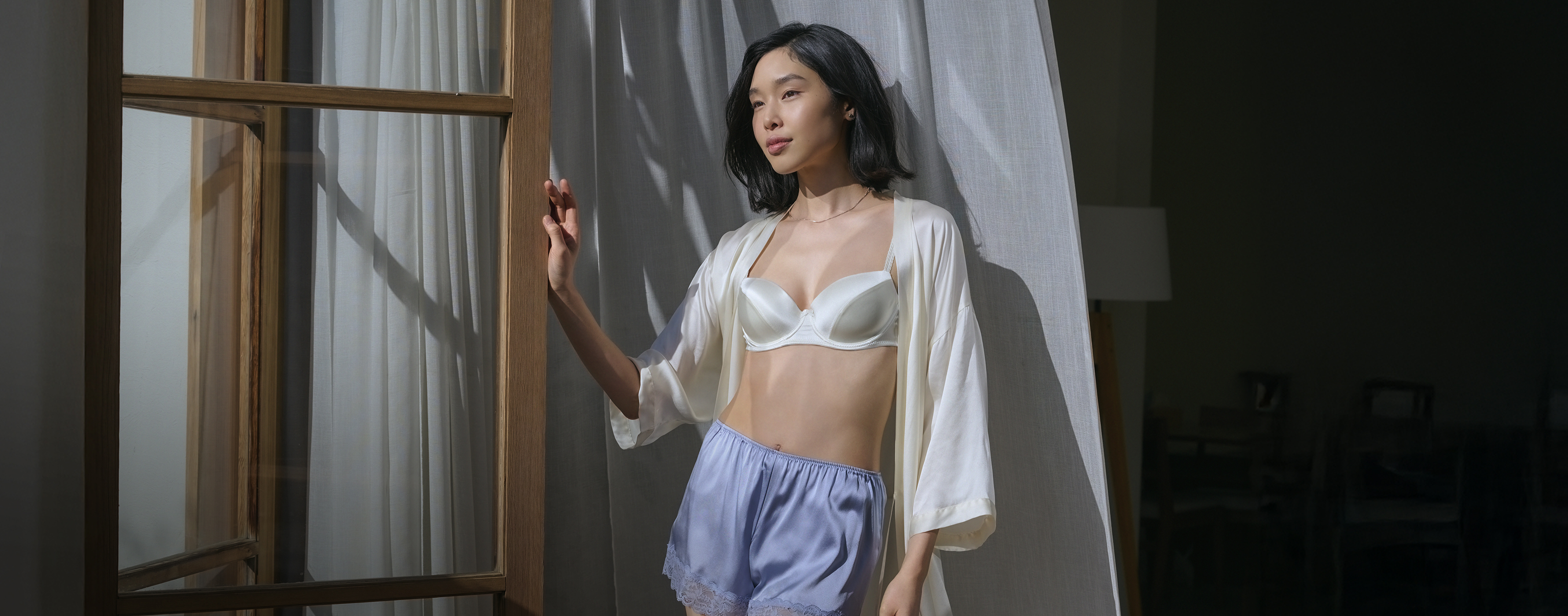 INT_WEB_HP_HeroBanner_20260402_silk78571_JP_06