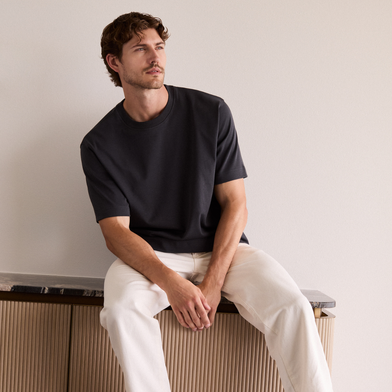 IUM_WEB_20260511_HP_HeroBanner_Linen_ALL_m
